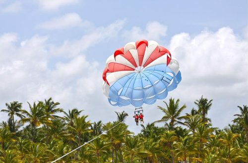 Parasailing in Dominican Republic: adventures from the air